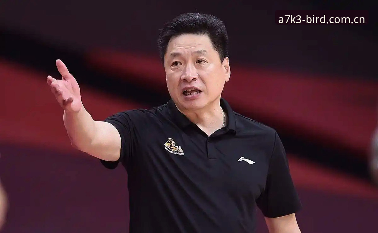 中国足球禁足令升级：65人名单背后的行业洗牌与长期治理思路对比